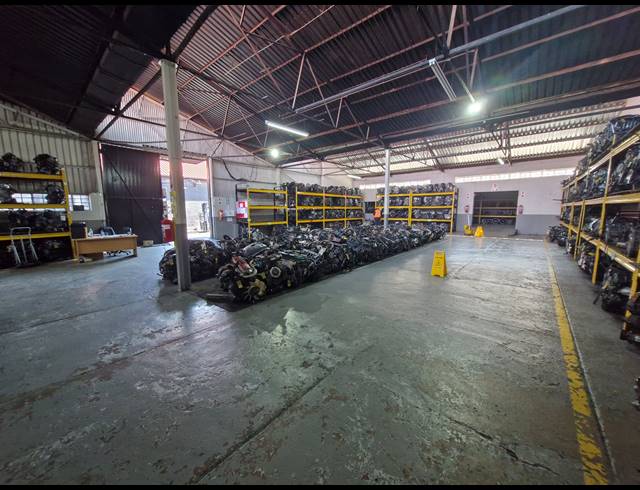 1,600M² WAREHOUSE FOR SALE IN DENVER